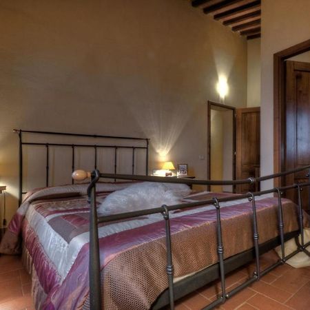 Agriturismo Il Prato 帕拉亚 外观 照片
