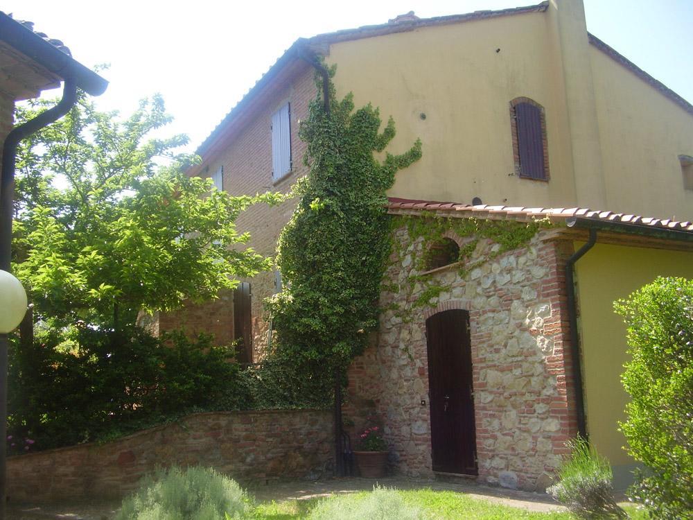 Agriturismo Il Prato 帕拉亚 外观 照片