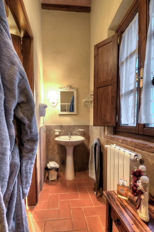 Agriturismo Il Prato 帕拉亚 外观 照片