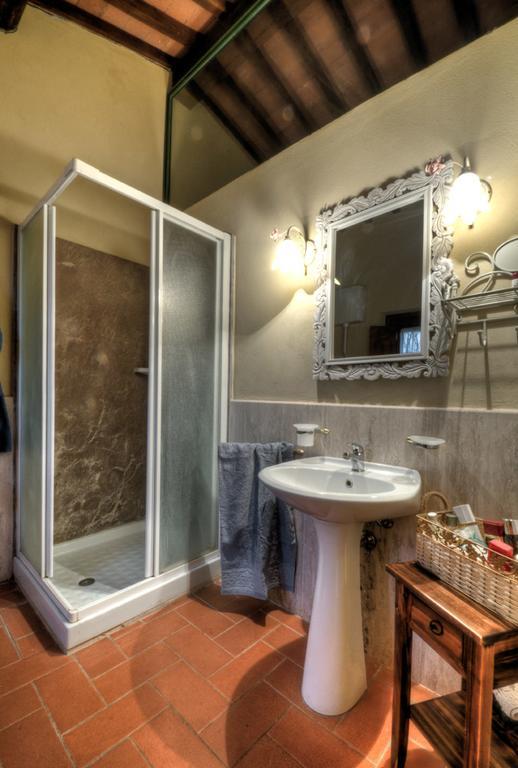 Agriturismo Il Prato 帕拉亚 外观 照片